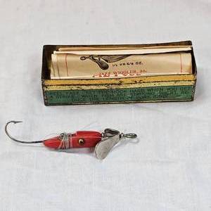lot 48 image: Very Very Nice Original AL Foss Pork Rind Minnow, in original Tin Box with Manual