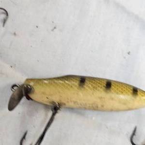 lot 121 image: Heddon River Runt Spook & Arbogast Jitterbug