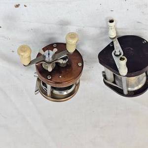lot 139 image: Heddon Heritage Reel Mark III and Ocean City #59 Reel