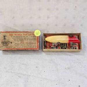 lot 161 image: Heddon Red  Head Basser, very nice in Original Box wManual
