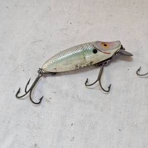 lot 168 image: Heddon River Runt Spook Floater and Pink Go Deeper Runt