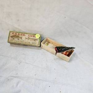 lot 182 image: Creek Chub Pop-N-Dunk Glass Eye Popper in Original Box