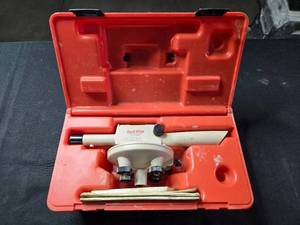 lot 20 image: David White Sight Level L6-20A Model 8824 with Case and Manual