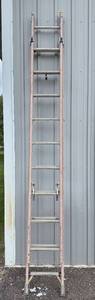 lot 50 image: Werner 20 ft Fiberglass Extension Ladder Type II 225 lb