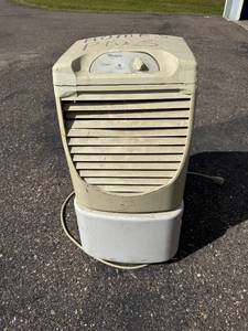 lot 56 image: Whirlpool Dehumidifier Model AD25BBR Used Condition
