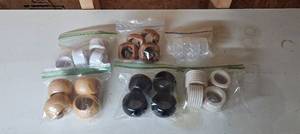 lot 113 image: Collection of Decorative Napkin Rings in Assorted Styles and Colors