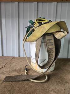 lot 286 image: Assorted Tie Down Straps with Hooks in Bucket