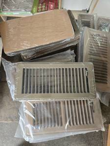 lot 291 image: Lot of Metal Floor Registers and Vent Covers, Unopened Packaging