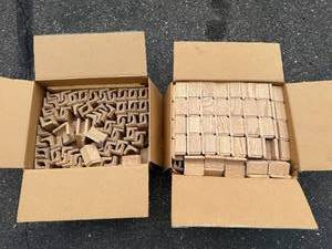 lot 303 image: Lot of Oak Rounded Corner Wood Trim Pieces
