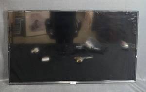 lot 22 image: TCL 43-Inch 4K UHD Roku Smart TV Model 43S435 with Remote and Stand
