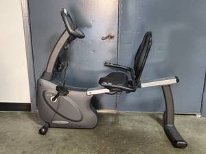 lot 70 image: Vision Fitness R1400 Recumbent Exercise Bike