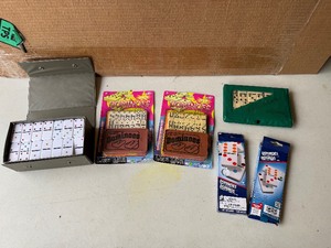 lot 28 image: Lot of Dominoes