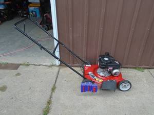 lot 116 image: Yard Machiner 20 push mower. Looks nearly new. Tested & works. As shown.