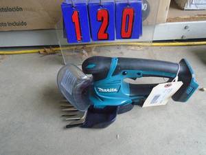 lot 120 image: Makita 18 volt grass trimmer. Trade show display.