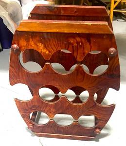 lot 65 image: Barrell Style Wine Holder