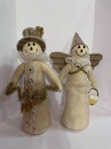 lot 34 image: Pair of Dee Foust for Bethany Lowe Music Themed Vintage Style Snow People