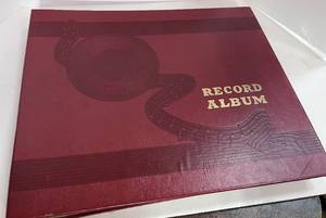 lot 37 image: Record Album Book with 7-78rpm RecordsFrank Petty, Perry Como and other