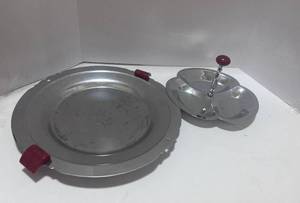 lot 77 image: 2 MCM Serving Pieces