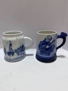 lot 105 image: German Stein and Flow Blue Stein