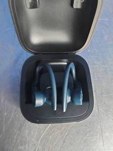 lot 3 image: Beats by Dr. Dre PowerBeats Pro Totally Wireless Headphones