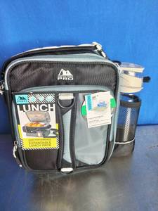 lot 21 image: Arctic Zone Pro Expandable Lunch Bag