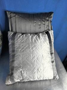 lot 25 image: Gilmore Gray Comforter Set Riverbrook Home