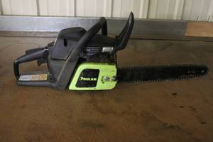 lot 39 image: Poulan Gas Chainsaw with 16-Inch Bar
