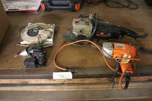 lot 45 image: Lot of Power Tools and Accessories Including Craftsman Grinder, Black & Decker Drill, and Discs