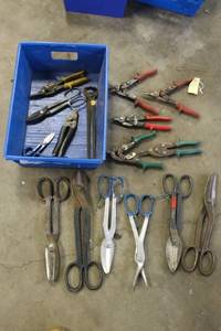 lot 104 image: Collection of Aviation Snips and Hand Shears