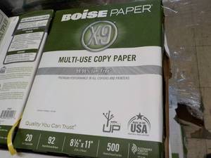 lot 8 image: Boise X-9 White 5000 sheets 8.5 x 1...