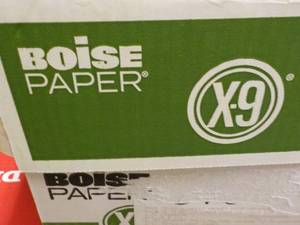 lot 10 image: Boise X-9 White 5000 sheets 8.5 x 1...