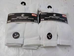 lot 141 image: 12 pair Wear Proof Athletic Socks s...