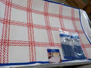 lot 157 image: Patriotic Reversible 24 x 36 Rug a...