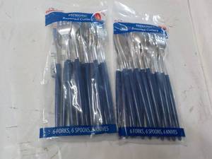 lot 160 image: 2 Patriotic Assorted Cutlery...