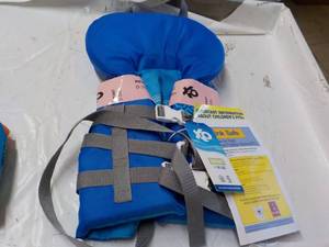 lot 226 image: Infant 0-30 lb. Floatation Device...