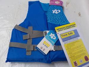lot 228 image: Youth 50-90 lbs. Life Vest...