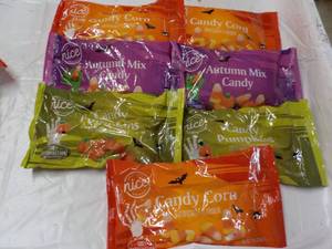 lot 322 image: 7 Bags Autumn Mix 12 oz Candy...