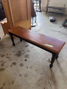 lot 9 image: Bench