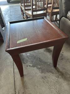 lot 17 image: Wooden End Table