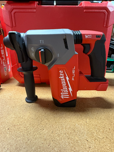 lot 17 image: M18 FUEL 18V Lithium-Ion Brushless Cordless 1 in. SDS-Plus Rotary Hammer FACTORY REFURBISHED 2912-20 MSRP $349