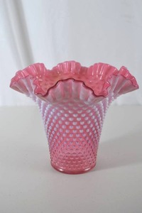 lot 26 image: Fenton Pink Hobnail Glass Vase with Ruffled Rim
