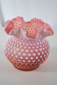 lot 30 image: Fenton Pink Hobnail Glass Ruffled Vase, 6 Inches Tall