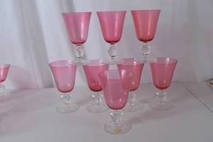 lot 41 image: Set of Theresienthal Germany Pink Wine Glasses