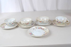 lot 153 image: Vintage Floral Porcelain Teacups and Saucers, Hand Painted, Set of 4