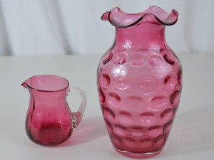 lot 79 image: Fenton Cranberry Glass Pitcher and Creamer Set