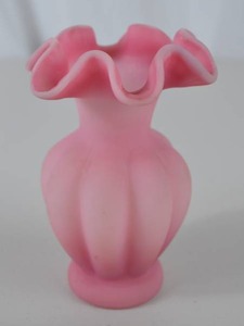 lot 89 image: Fenton Pink Satin Glass Ruffled Edge Vase, 6 in