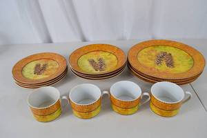 lot 106 image: Autumn Pinecone Dinnerware Set - Plates and Cups (16 Pieces)