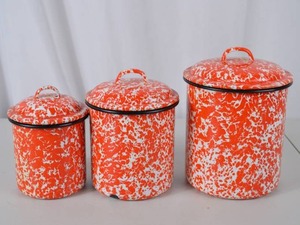lot 107 image: Set of 3 Vintage Red and White Enamelware Canisters with Lids