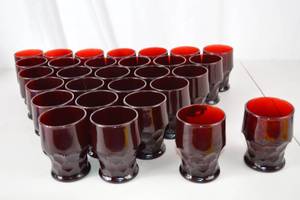 lot 108 image: Set of 29 Ruby Red Pattern Glass Tumblers - 4 Inch