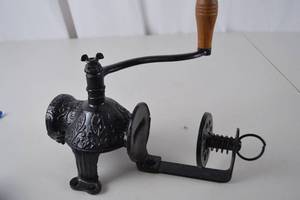 lot 239 image: Antique Arcade Crystal Cast Iron Coffee Grinder